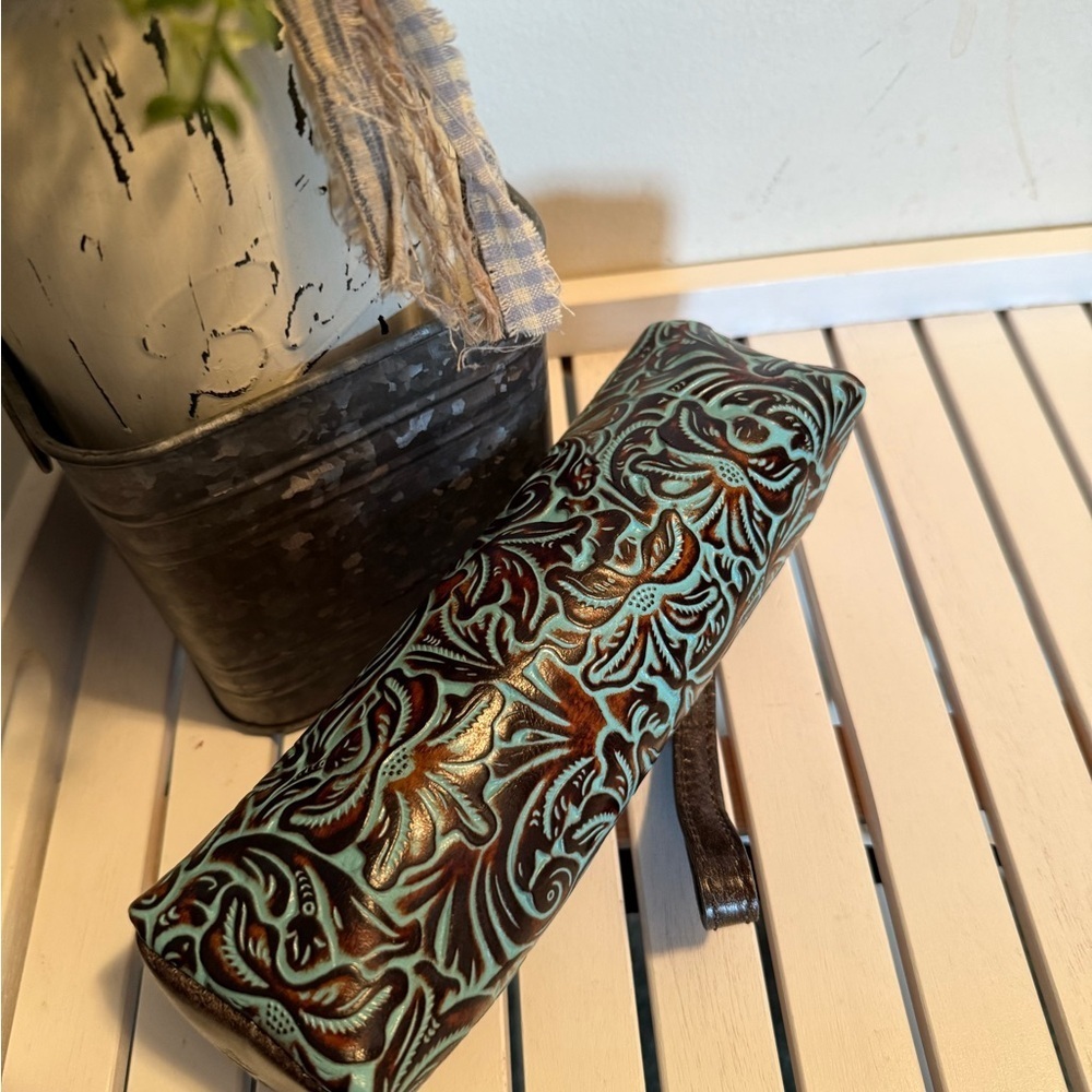 Patricia Nash Tooled Turquoise Pencil Pouch EUC - Picture 3 of 6